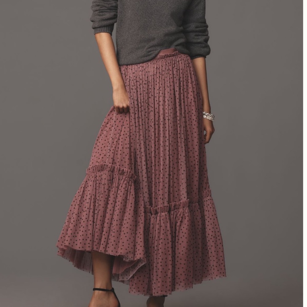 By Anthropologie Maeve Tiered Tulle
Maxi Skirt Size L
